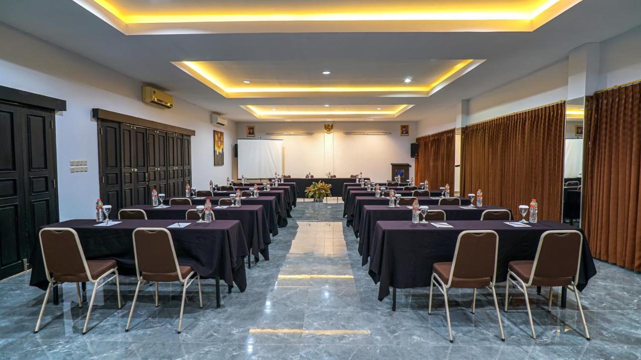 Sun In Pangandaran Hotel Exterior photo